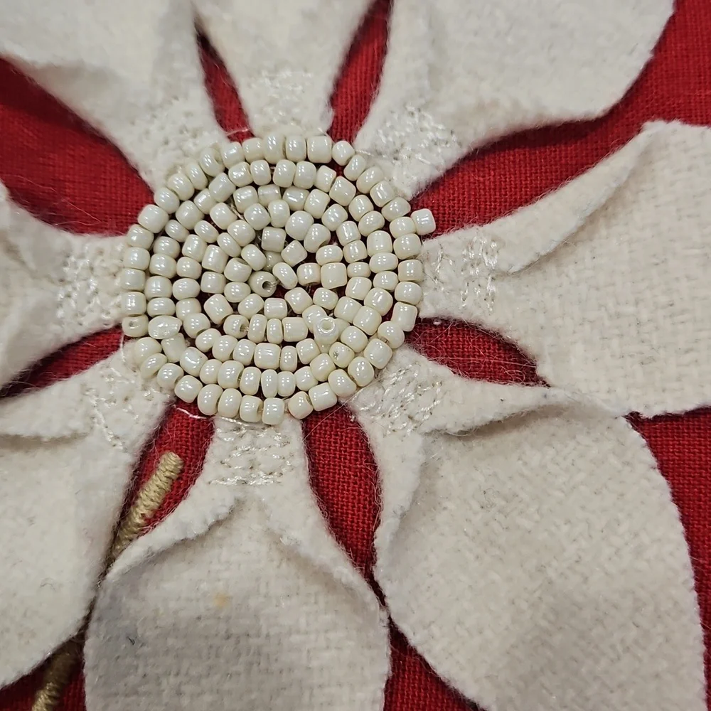Pier 1 Red and Cream Holiday Runner